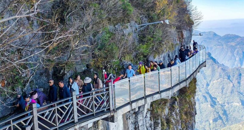 One Day Mini Group Tour to Glass Bridge and Tianmen Mountain - Key Points