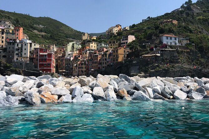 one-day-private-boat-tour-in-the-cinque-terre