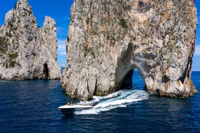 one-day-private-boat-tour-of-capri