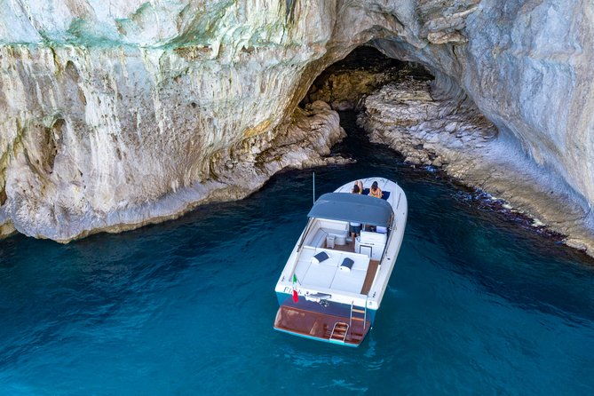 one-day-private-boat-tour-of-capri