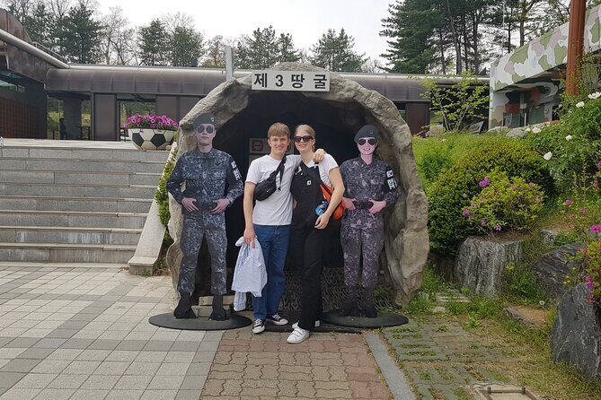 One day Private DMZ Tour & Gamaksan suspension bridge - Mount Inwangsan Hike