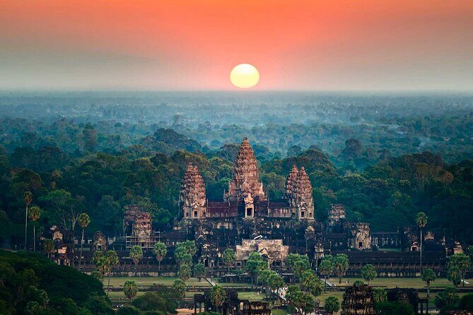 One Day Private Exploration with an Expert The wonders of Angkor - Exploring Angkor: A Detailed Breakdown of the Tour