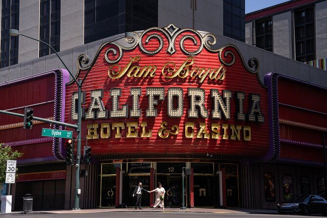 one-day-private-photoshoot-tour-in-downtown-las-vegas