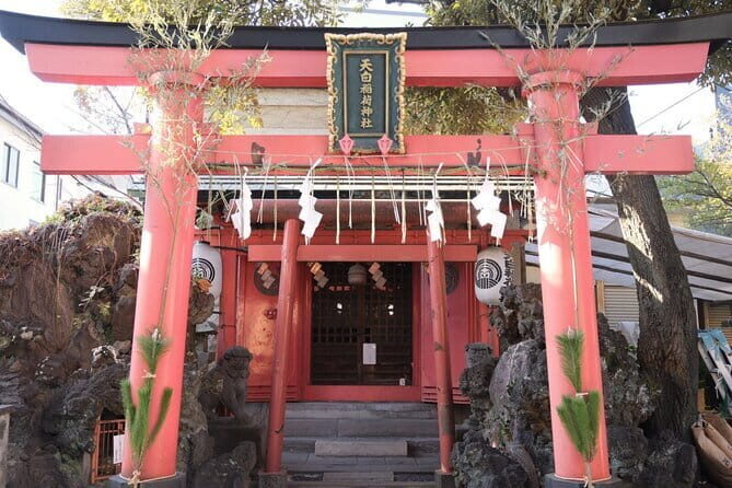 One Day Tour A Your Name Pilgrimage Across Tokyo - Exploring Tokyo with a Your Name Spin