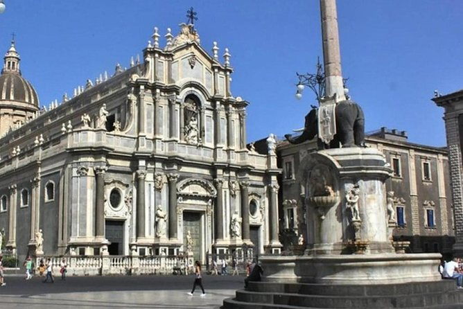 one-day-tour-in-catania-and-trekking-on-etna