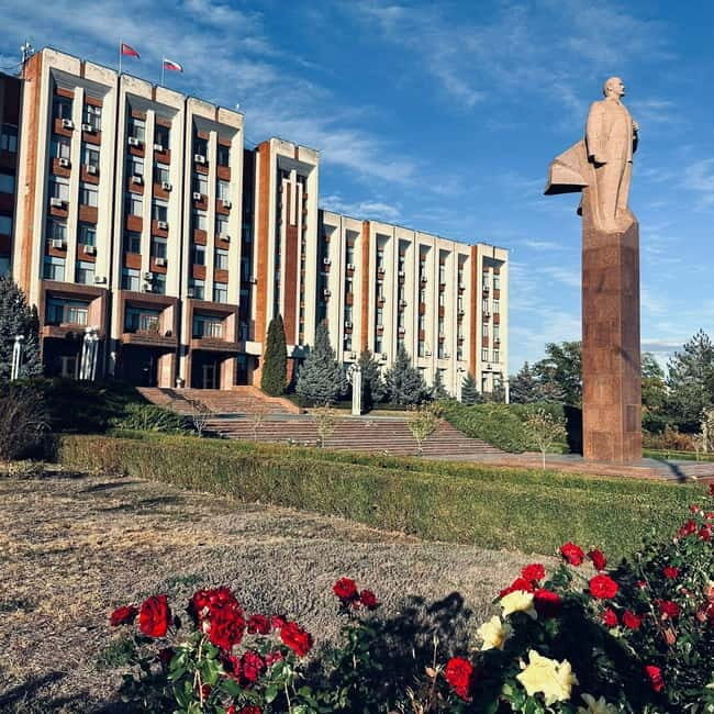 One day tour in Transnistria - Exploring Bender’s Local Life