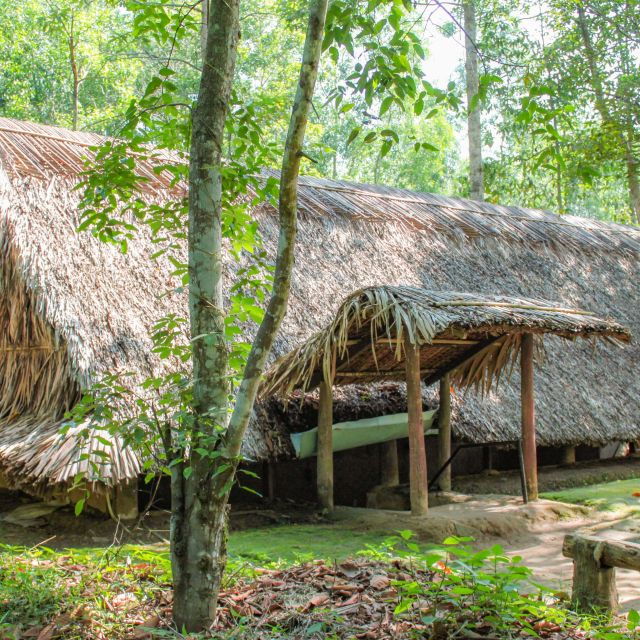 one-day-tour-to-explore-cu-chi-tunnels-and-mekong-delta