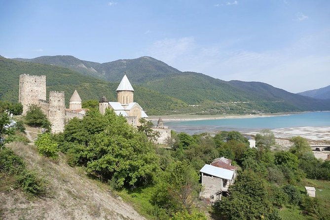 one-day-tour-to-kazbegi