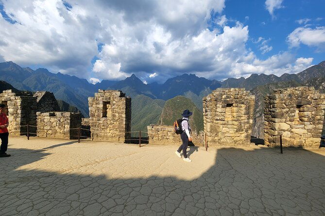 one-day-tour-to-machu-picchu-for-small-groups-by-train