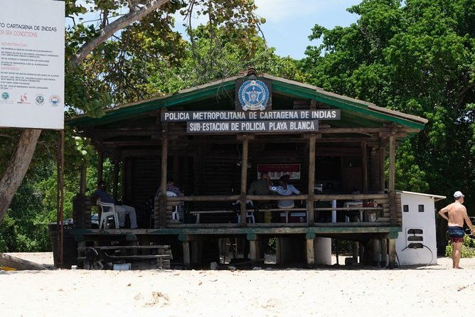 one-day-tour-to-playa-blanca-by-land-popular-sector