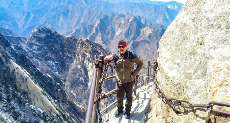 One Day Xian Mini Group Tour to Mt. Huashan with Cable Car - Key Points