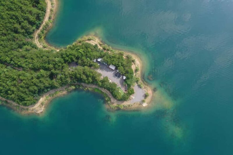 One Day Xiandao Lake Tour  WILD & SPLASH - Why This Tour Works Well