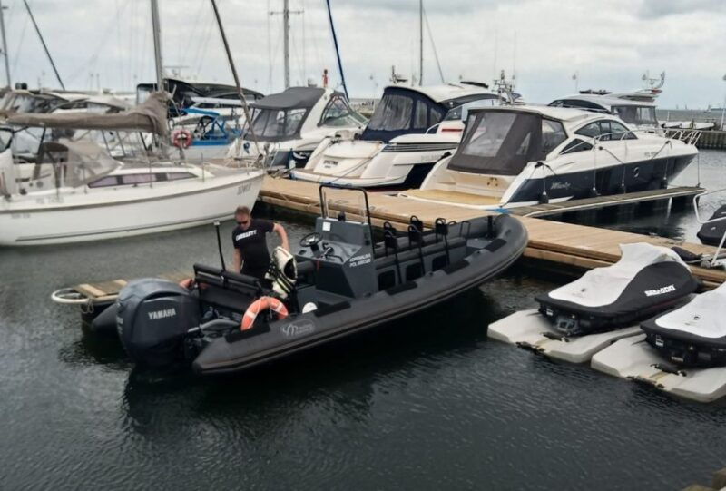 one-of-the-fastest-boats-on-gdansk-bay-must-check-in-sopot