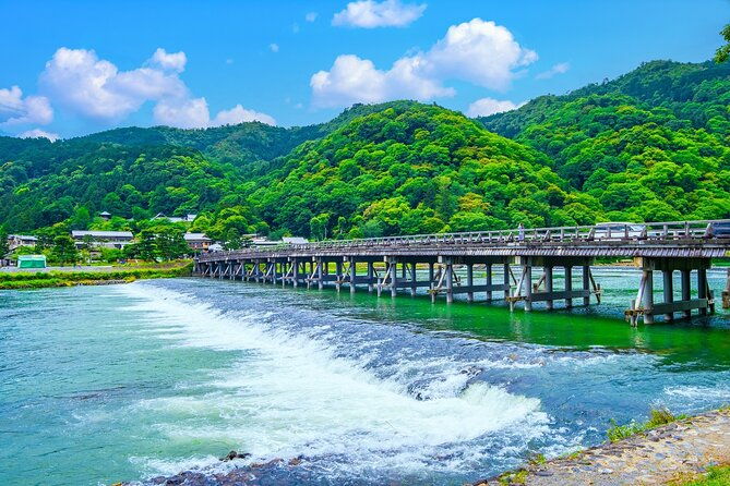 one-way-bus-takayama-to-kyoto-via-shirakawago