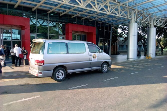 One Way Livingstone Airport Shuttles - What’s Included and Whats Not  