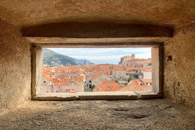 one-way-sarajevo-dubrovnik-day-tour-mostarblagajpocitelj-kravice-falls