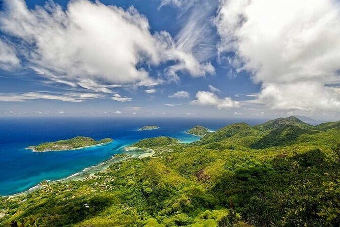 One Way Seychelles Private Airport Transfer - The Value of Personal Assistance and Local Tips