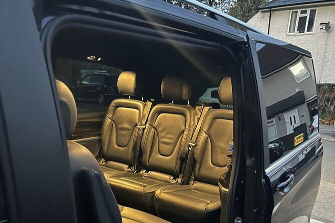 one-way-taxi-transfer-from-heathrow-airport-to-city-airport