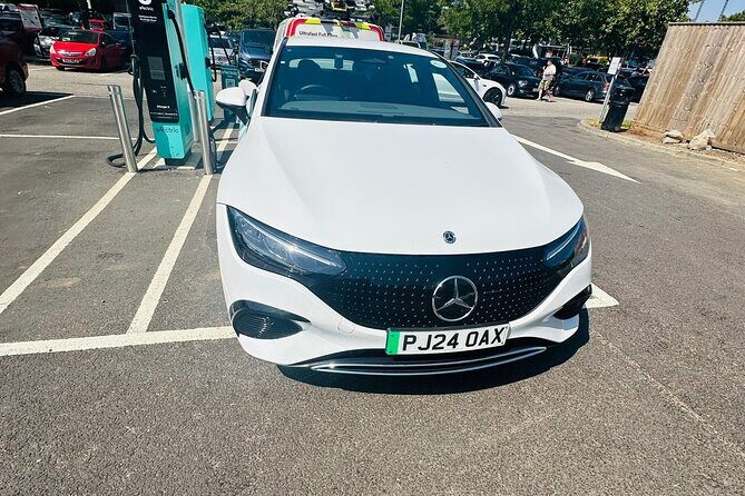 One Way Taxi Transfer from London Luton Airport to London City - The Sum Up