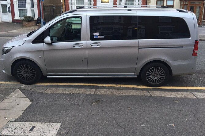 one-way-taxi-transfer-from-london-to-heathrow-airport