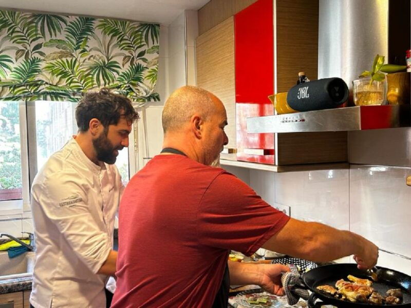 onlyforyou-paella-session-at-a-michelin-trained-chefs-home