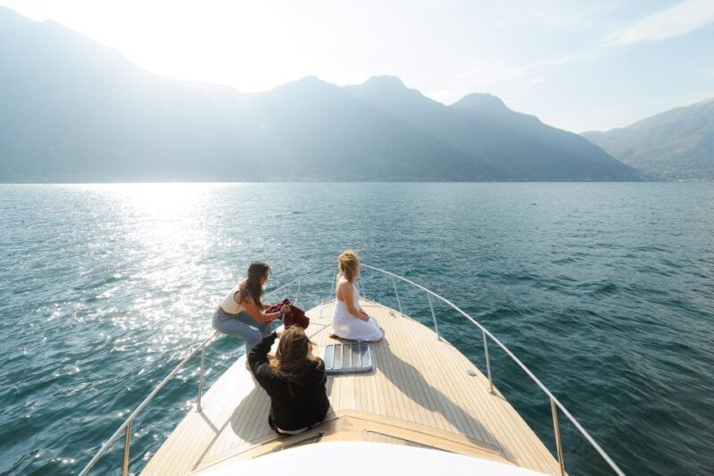 onlywood-lake-como-hidden-gems-wooden-boat-tour