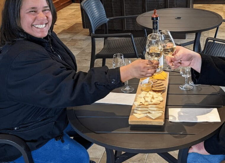 ontario-afternoon-wine-tour-and-cheese-pairing