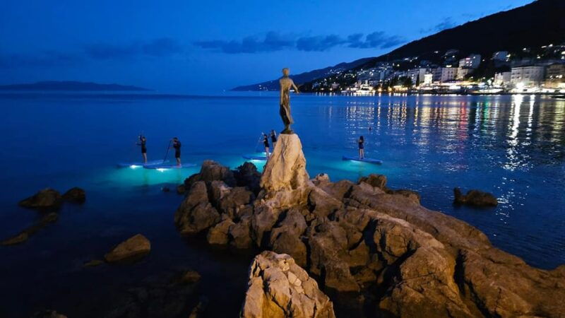 opatija-guided-sup-paddleboarding-adventure-at-night