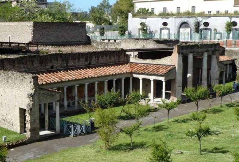 oplontis-private-walking-tour-at-villa-di-poppea
