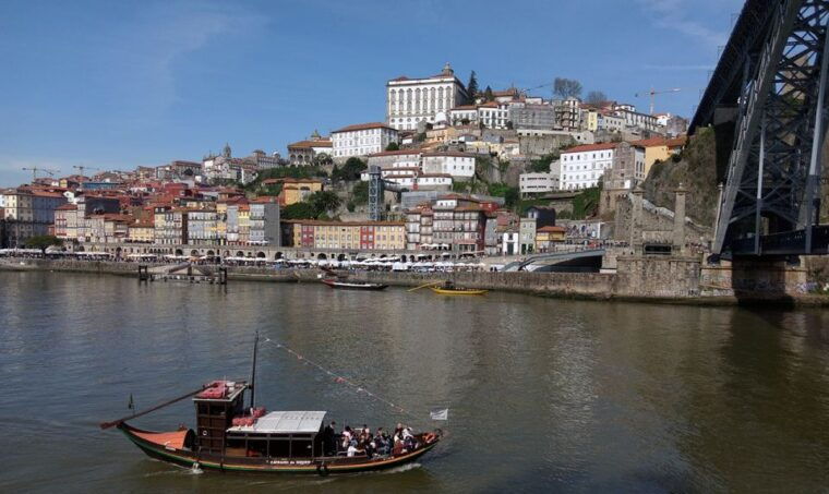 oporto-historical-and-mythical-walking-tour