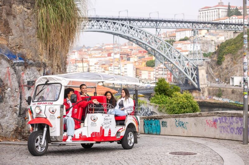 oporto-tuk-tuk-tour-among-bridges-and-mysteries-1-30h