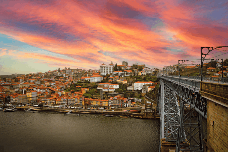 oporto-tuk-tuk-tour-among-bridges-and-mysteries-1-30h