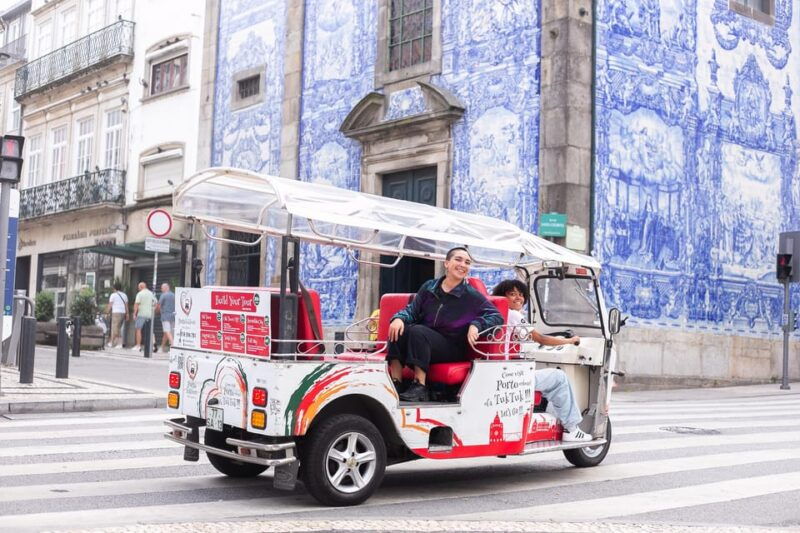 oporto-tuk-tuk-tour-fast-fun-flexible-1h-to-full-day