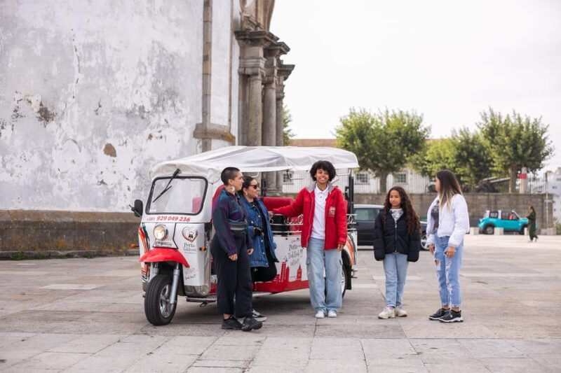 oporto-tuk-tuk-tour-fast-fun-flexible-1h-to-full-day