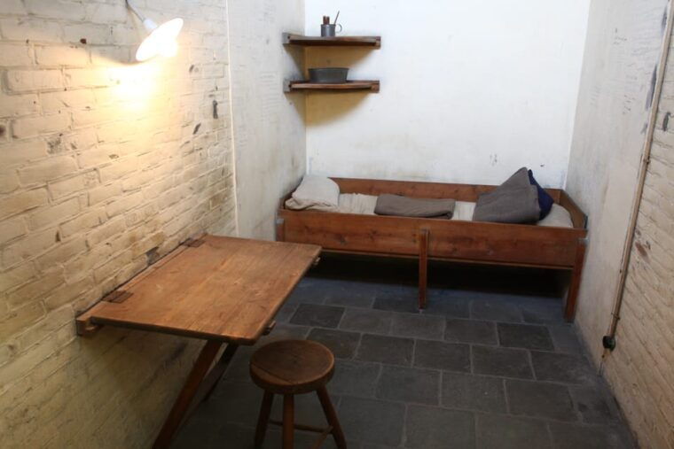 oranjehotel-world-war-ii-prison-entrance-ticket