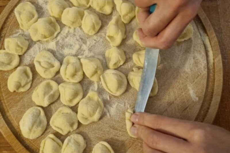 orecchiette-class-with-wine-tasting-aperitif