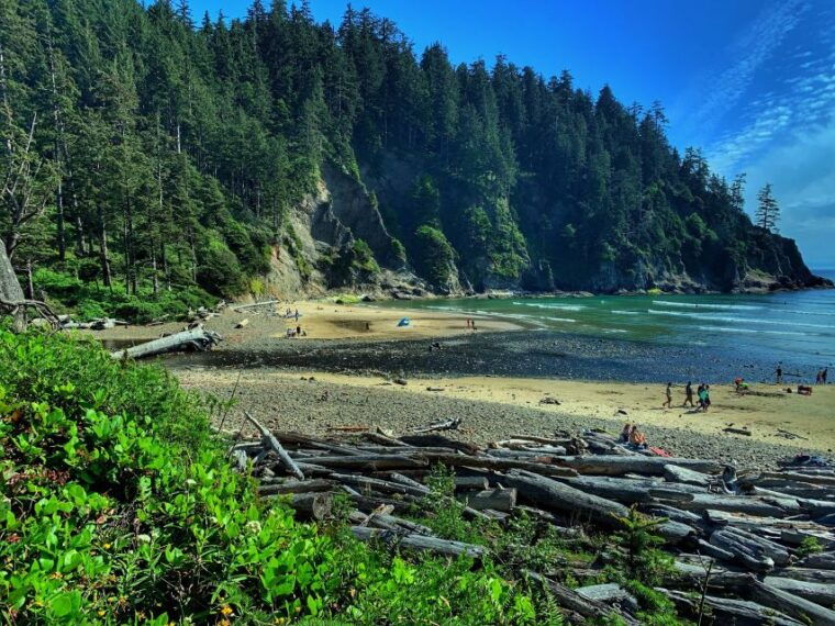 oregon-coast-day-tour-cannon-beach-and-haystack-rock