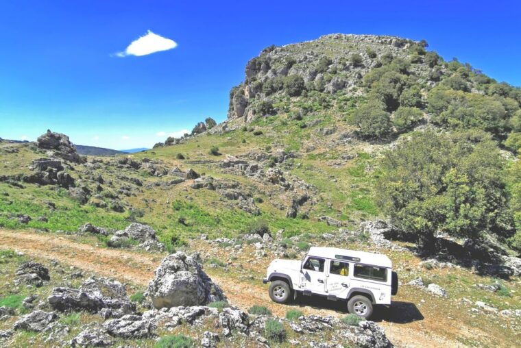 orgosolo-4x4-private-tour-in-supramonte-w-murals-visit