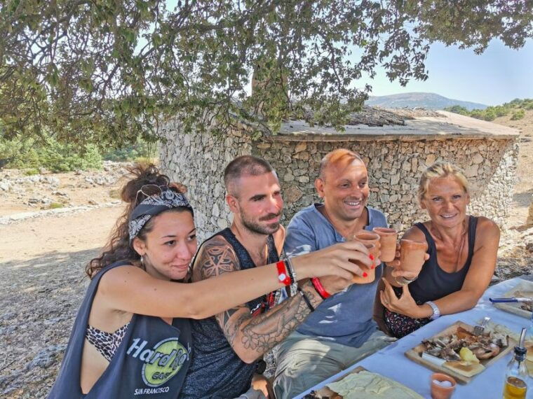 orgosolo-experience-murals-and-culture-with-a-typical-lunch