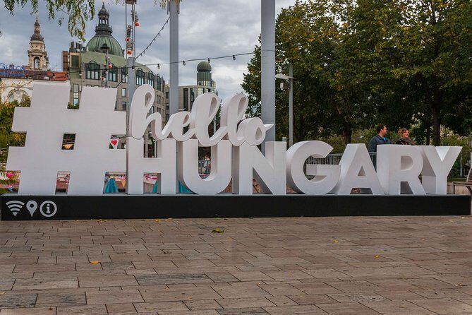 Orientation walk in Budapest - What’s Included and What’s Not