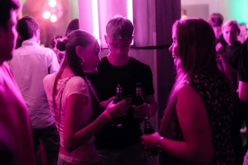 Original Hamburg Pub Crawl Sex & Crime St. Pauli Tour - Practical Details & What You Should Know