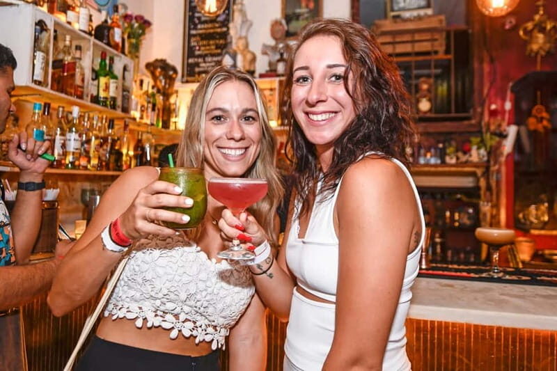 Original Hamburg Pub Crawl Sex & Crime St. Pauli Tour - The Benefits for Different Types of Travelers