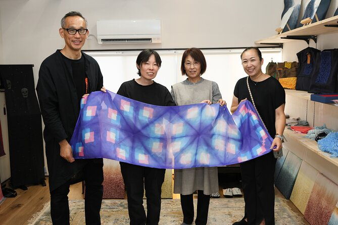 original-scarf-tie-dyeing-experience-and-workshop-tour