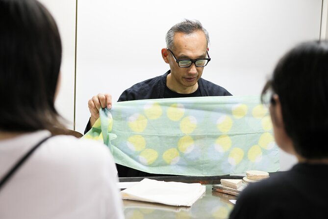 original-scarf-tie-dyeing-experience-and-workshop-tour