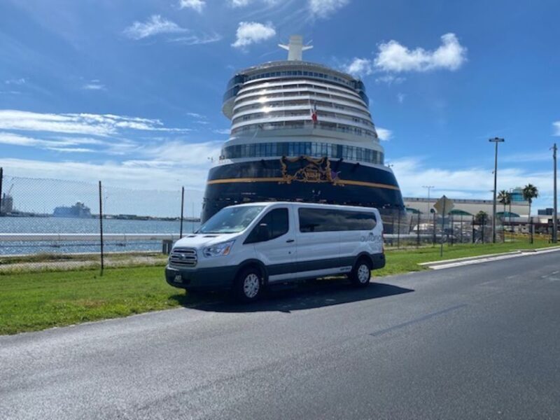 Orlando Airport MCO: Transportation to Disney's & Universal - Why This Transfer Service Could Be a Great Choice
