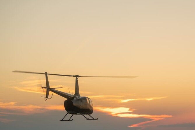orlando-city-lights-and-fireworks-premier-helicopter-tour