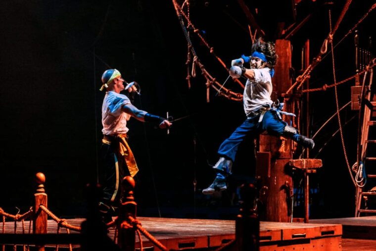 orlando-pirates-adventure-dinner-show-with-drinks