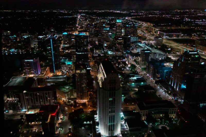 orlando-theme-parks-at-night-helicopter-flight