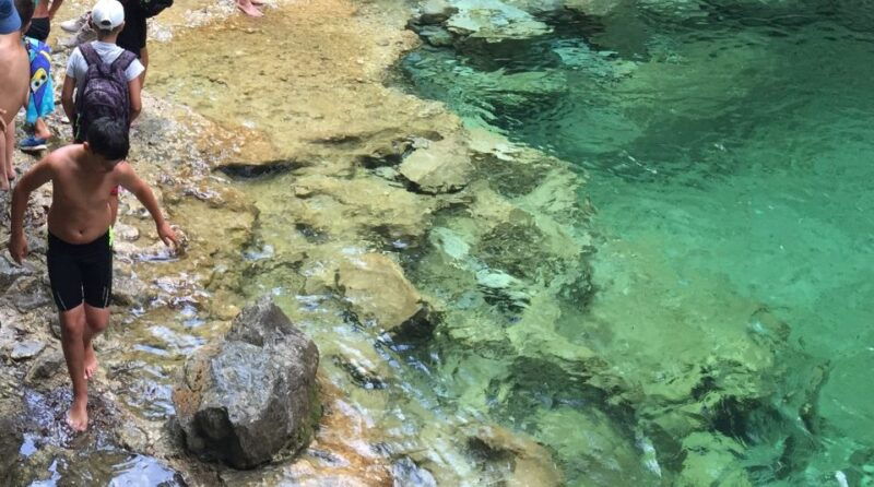 orlias-river-trekking