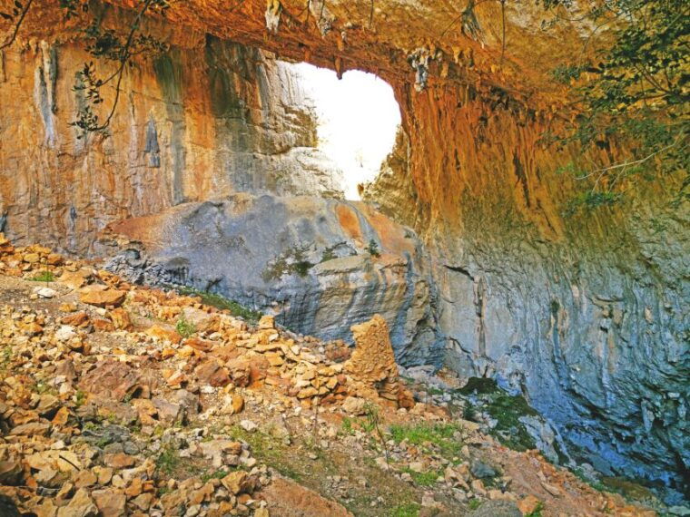 orosei-dorgali-oliena-hike-to-the-nuragic-village-of-tiscali
